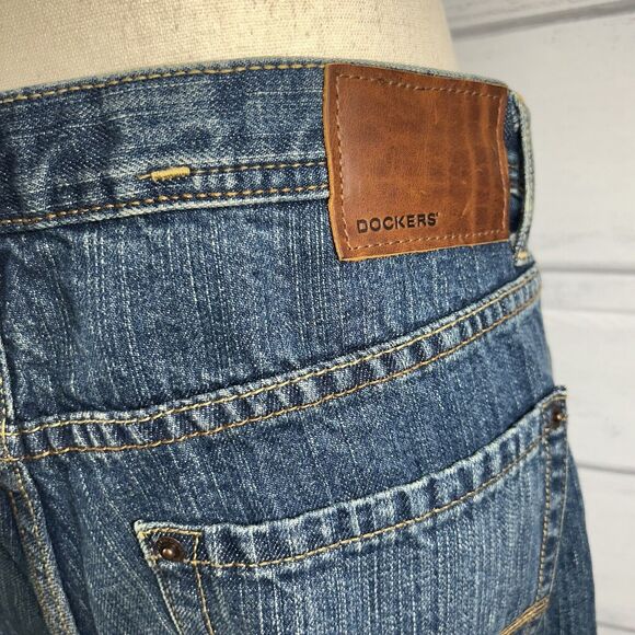 Dockers D3 Men's Denim Jeans Classic Fit Relaxed Straight Leg Blue Size 32x30 - Picture 7 of 13